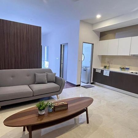 Silverscape Seaview Residences Melaka Exteriör bild
